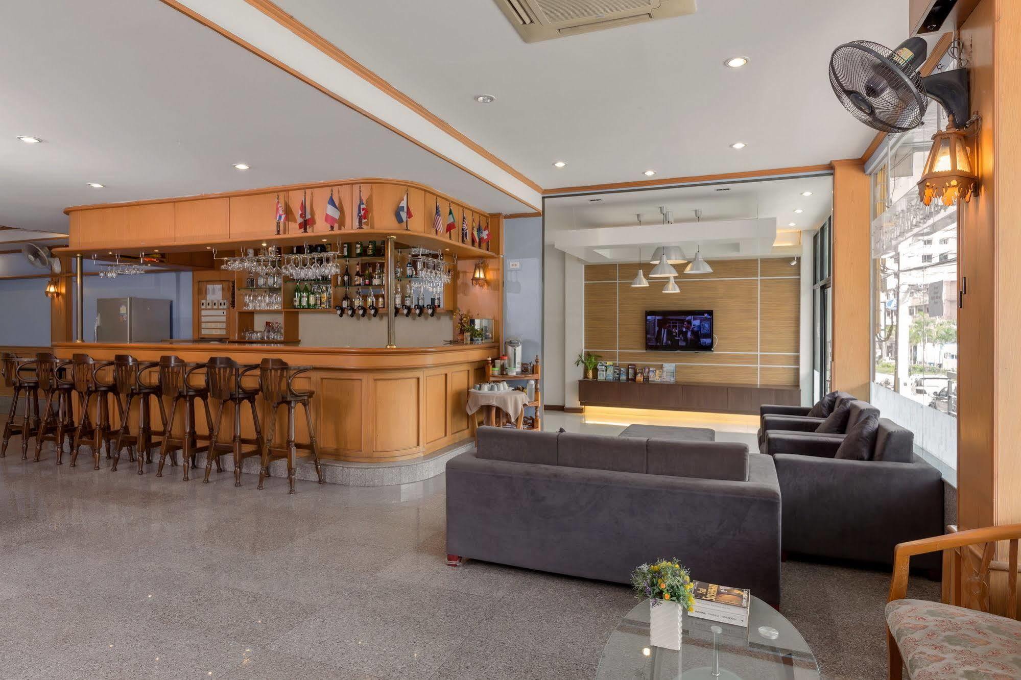 Seven Oaks Inn หาดจอมเทียน ภายนอก รูปภาพ